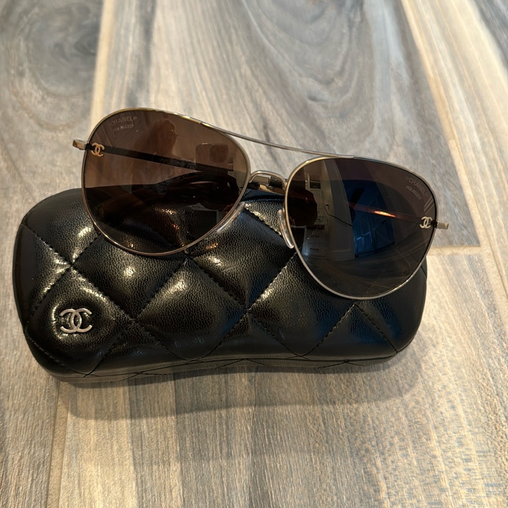 Chanel pilot polarized sunglasses